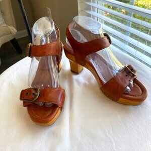 FRYE Women's Savannah Buckle 2 Piece Sandal SZ 8M